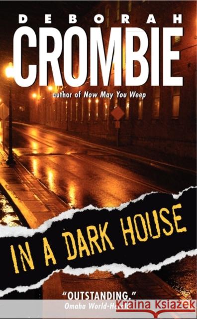 In a Dark House Deborah Crombie 9780060525262 Avon Books