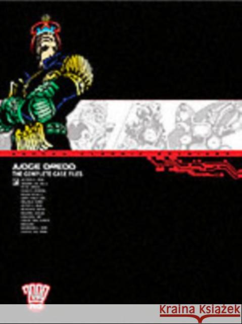 Judge Dredd: The Complete Case Files 03 John Wagner, Pat Mills, Mike McMahon, Brian Bolland, Dave Gibbons, Brendan McCarthy, Ron Smith, John Cooper, Barry Mitch 9781904265870 Rebellion Publishing Ltd.