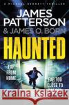 Haunted: (Michael Bennett 10). Michael Bennett is far from home – but close to danger James Patterson 9781784753733 Cornerstone