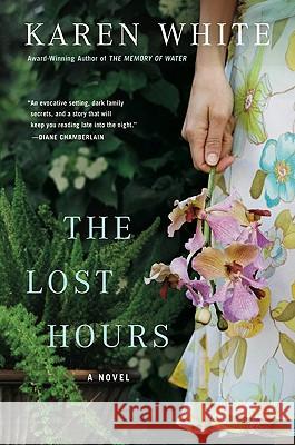The Lost Hours Karen White 9780451226495 New American Library - książka