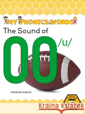 The Sound of Oo /U Christina Earley 9781039645622 Little Honey Books - książka