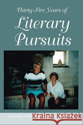Thirty-Five Years of Literary Pursuits: An Anthology of Works by Harry and Linda Reid Harry Reid Linda Reid 9781540550835 Createspace Independent Publishing Platform - książka