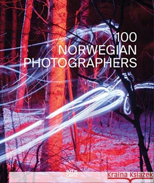 100 Norwegian Photographers Ina Otzko Celina Lunsford Antonio Cataldo 9783775746106 Hatje Cantz - książka