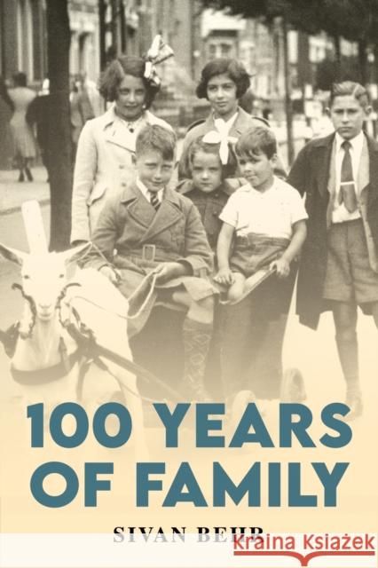 100 Years of Family Sivan Behr 9781037100116 Austin Macauley Publishers - książka