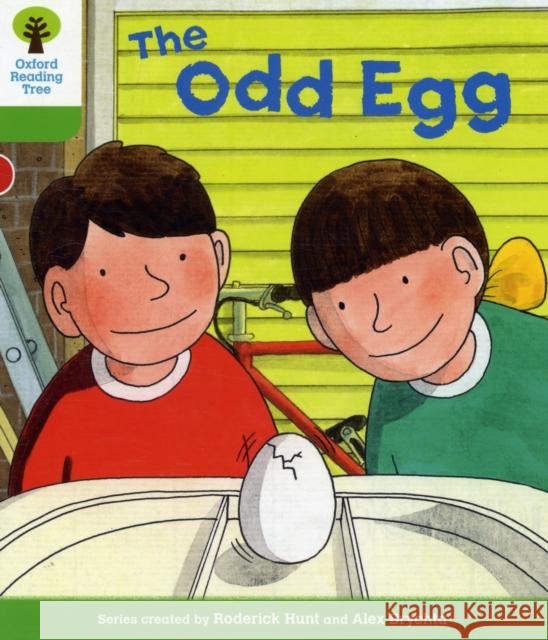 Oxford Reading Tree: Level 2: Decode and Develop: The Odd Egg Young, Annemarie 9780198483878