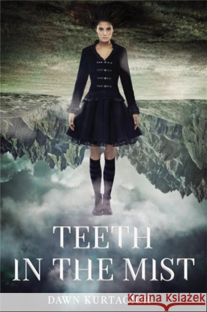 Teeth in the Mist Dawn Kurtagich 9780316478472 Little, Brown Books for Young Readers