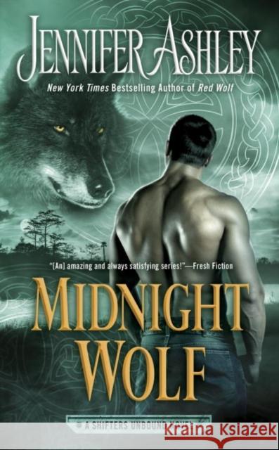 Midnight Wolf Jennifer Ashley 9780425281390 Berkley Books