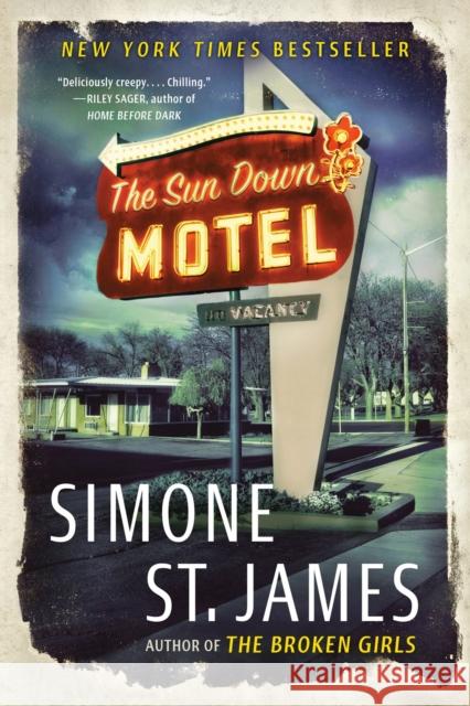 The Sun Down Motel Simone S 9780440000204 Penguin Putnam Inc