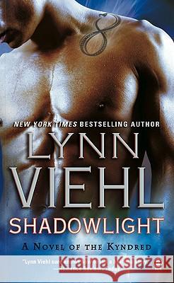 Shadowlight Lynn Viehl 9780451412782 Onyx Books