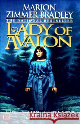 Lady of Avalon Marion Zimmer Bradley 9780451456526 Roc