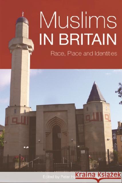 Muslims in Britain: Race, Place and Identities Hopkins, Peter 9780748625888