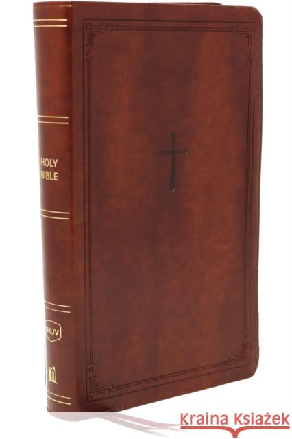 NKJV, End-of-Verse Reference Bible, Personal Size Large Print, Leathersoft, Brown, Red Letter, Comfort Print: Holy Bible, New King James Version Thomas Nelson 9780785233596 Thomas Nelson