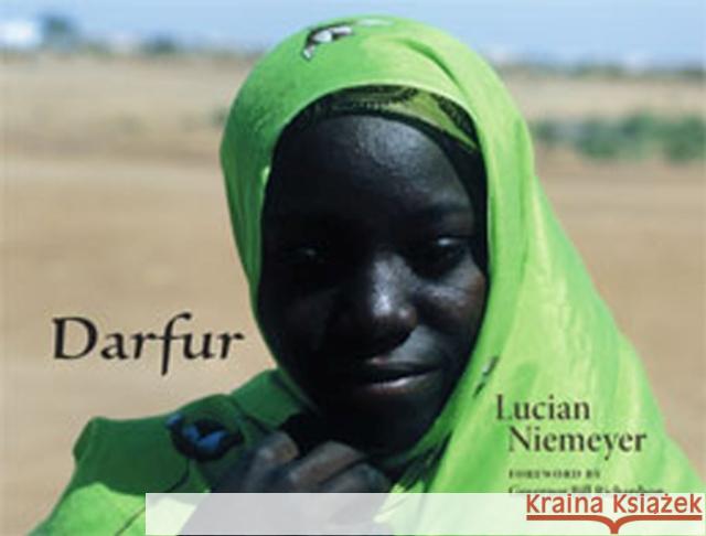 Darfur Lucian Niemeyer 9780826346193 University of New Mexico Press