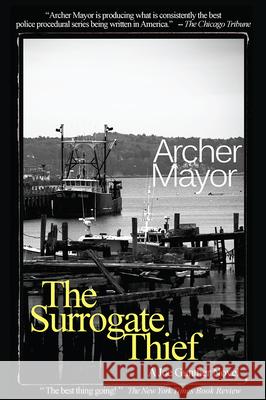 The Surrogate Thief: A Joe Gunther Novel Archer Mayor 9780985427610 Ampress