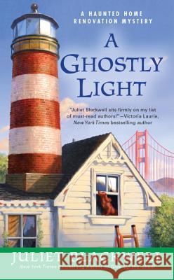 A Ghostly Light Juliet Blackwell 9781101989357