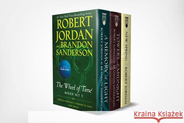 Wheel of Time Premium Boxed Set V: Book 13: Towers of Midnight, Book 14: A Memory of Light, Prequel: New Spring Jordan, Robert 9781250763969 Tor Books