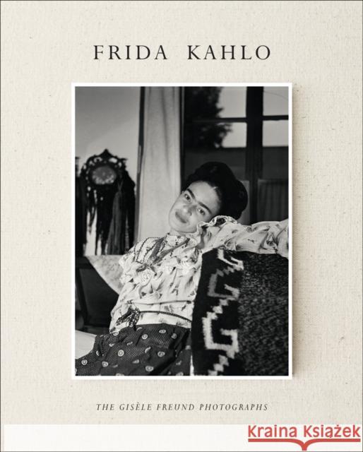 Frida Kahlo: The Gisele Freund Photographs  9781419714238 Abrams