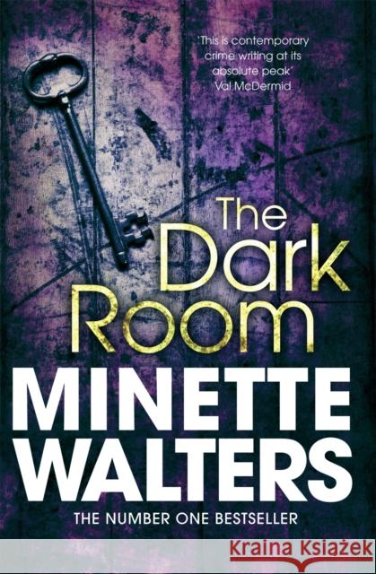 The Dark Room Minette Walters 9781447207894 0