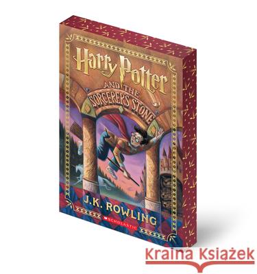 Harry Potter and the Sorcerer's Stone (Stenciled Edges) (Harry Potter, Book 1) J. K. Rowling Mary Grandpr? 9781546148500 Scholastic Inc.