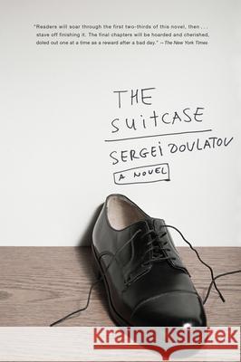 The Suitcase Sergei Dovlatov 9781582437330