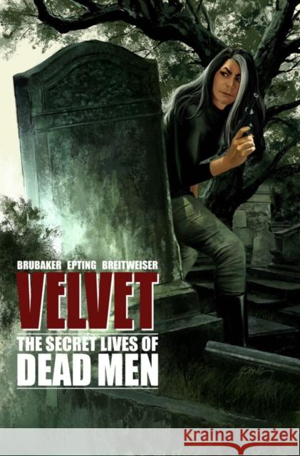 Velvet Volume 2: The Secret Lives of Dead Men Steve Epting 9781632152343