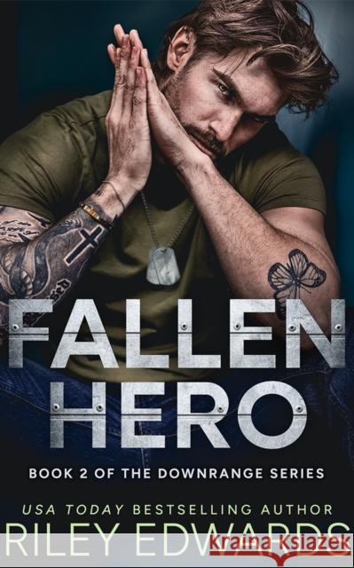 Fallen Hero Riley Edwards 9781662532726