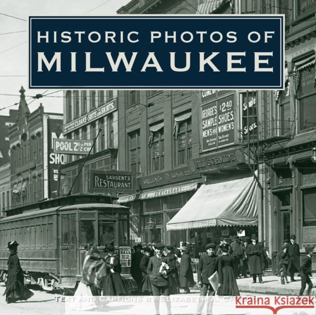 Historic Photos of Milwaukee  9781683369516 Turner