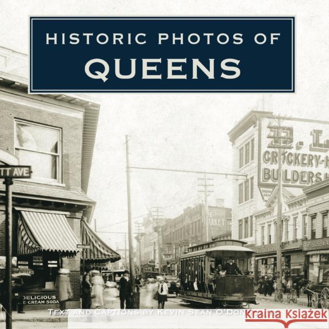 Historic Photos of Queens  9781684420513 Turner