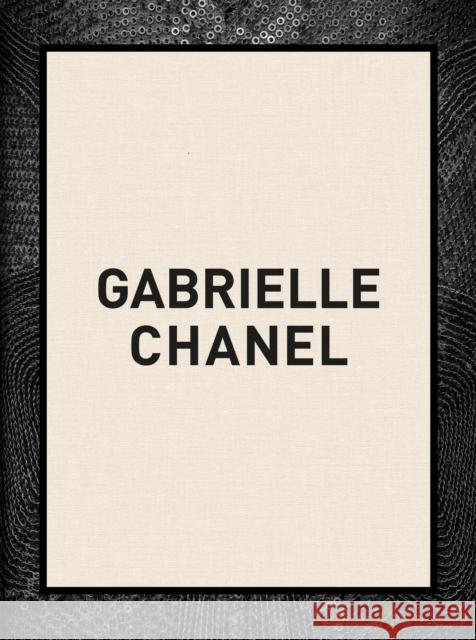 Gabrielle Chanel Oriole Cullen Connie Karo 9781838510398 V & A Publishing