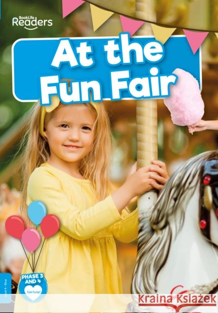 At the Fun Fair William Anthony Drue Rintoul  9781839279010