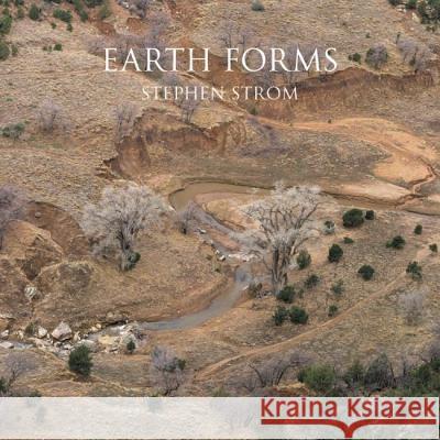 Earth Forms Steve Strom 9781904587743 DEWI LEWIS PUBLISHING