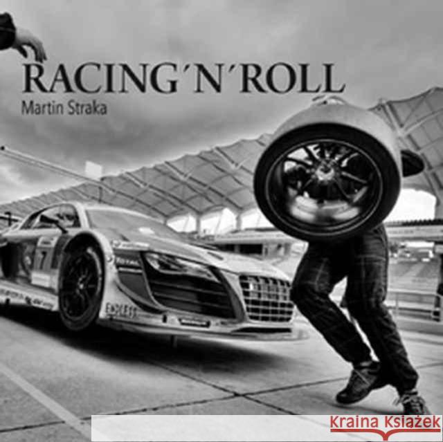 Racing 'n' Roll Martin Straka 9788075292889 Slovart