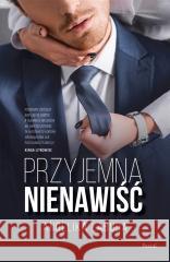 Przyjemna nienawiść Angelika Łabuda 9788381037921