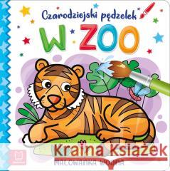 Czarodziejski pędzelek. W zoo. Malowanka wodna Sylwia Kajdana 9788382133233