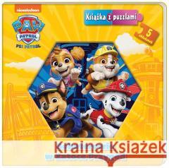 Psi Patrol. Psi Patrol. Książka z puzzlami praca zbiorowa 9788382829471