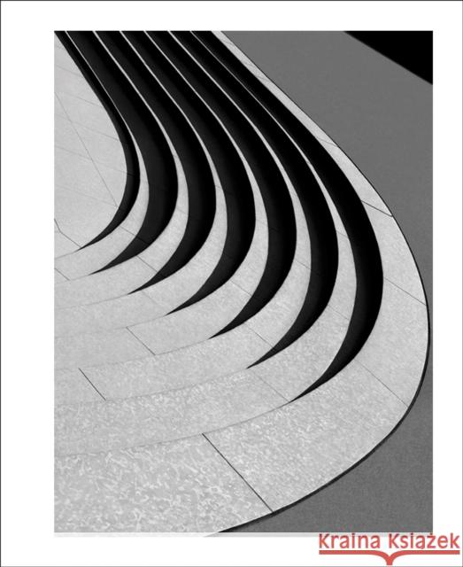 Bruno Sassarone, Paris  9788874394074 Five Continents Editions