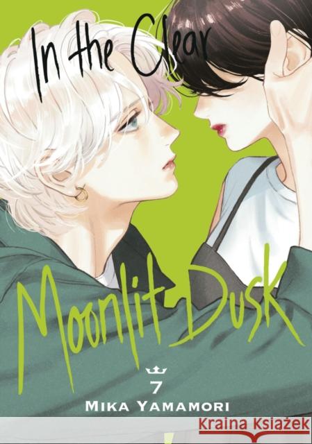In the Clear Moonlit Dusk 7 Mika Yamamori 9798888770535 Kodansha America, Inc
