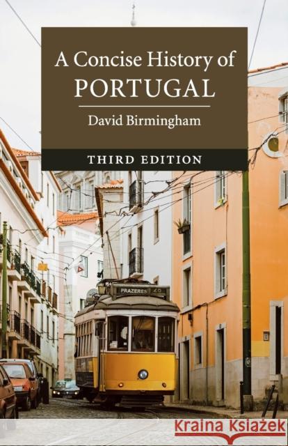 A Concise History of Portugal David Birmingham 9781108439558 Cambridge University Press - książka