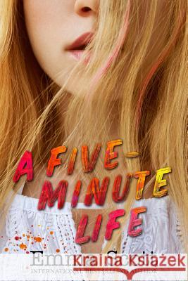 A Five-Minute Life Suanne Laqueur Emma Scott 9781098620769 Independently Published - książka