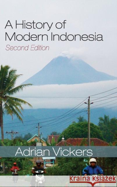 A History of Modern Indonesia Adrian Vickers 9781107019478  - książka