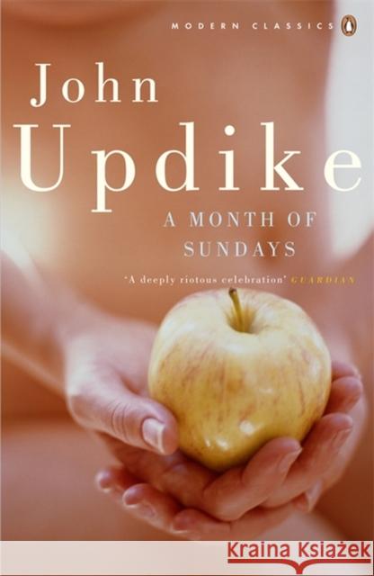 A Month of Sundays John Updike 9780141189000 PENGUIN BOOKS LTD - książka