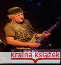 A Trick of Memory Martin Barre 9788075118479 Volvox Globator - książka