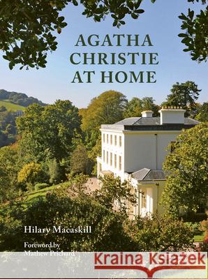 Agatha Christie at Home Hilary Macaskill 9781914902000 Gemini Books Group Ltd - książka