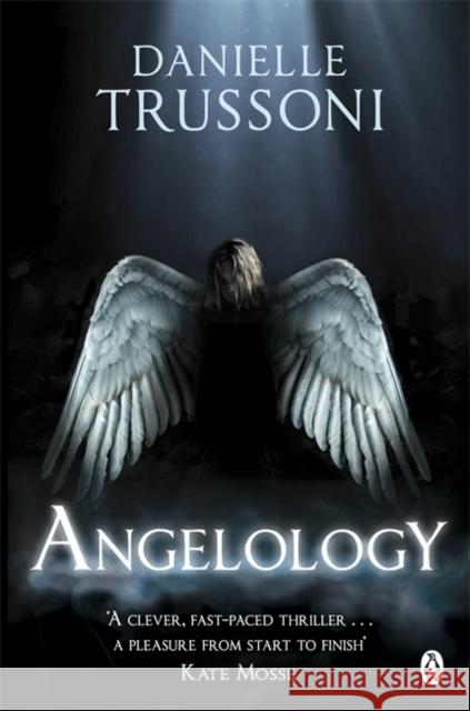 Angelology Danielle Trussoni 9780141044408  - książka