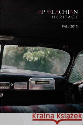 Appalachian Heritage - Fall 2015: Volume 43, Issue 4 Jason Howard 9781469668871 Berea College - książka