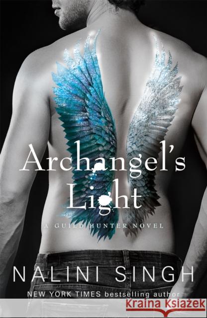 Archangel's Light Nalini Singh 9781473231467 Orion Publishing Co - książka