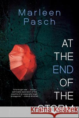 At The End of The Storm Marleen Pasch   9781950586356 Penmore Press LLC - książka