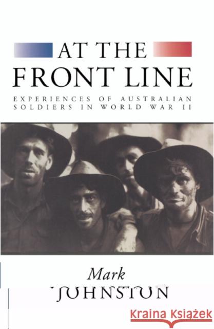 At the Front Line Johnston, Mark 9780521560375 Cambridge University Press - książka