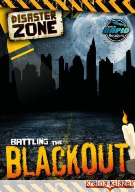Battling the Blackout Charlie Ogden 9781805050193 BookLife Publishing - książka
