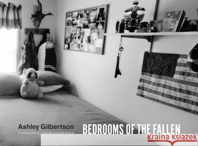 Bedrooms of the Fallen Ashley Gilbertson Philip Gourevitch 9780226066868 University of Chicago Press - książka